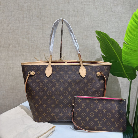 Подержанный LV Louis Vuitton Neverfull MM с салоном цвета фуксии и микрочипом 