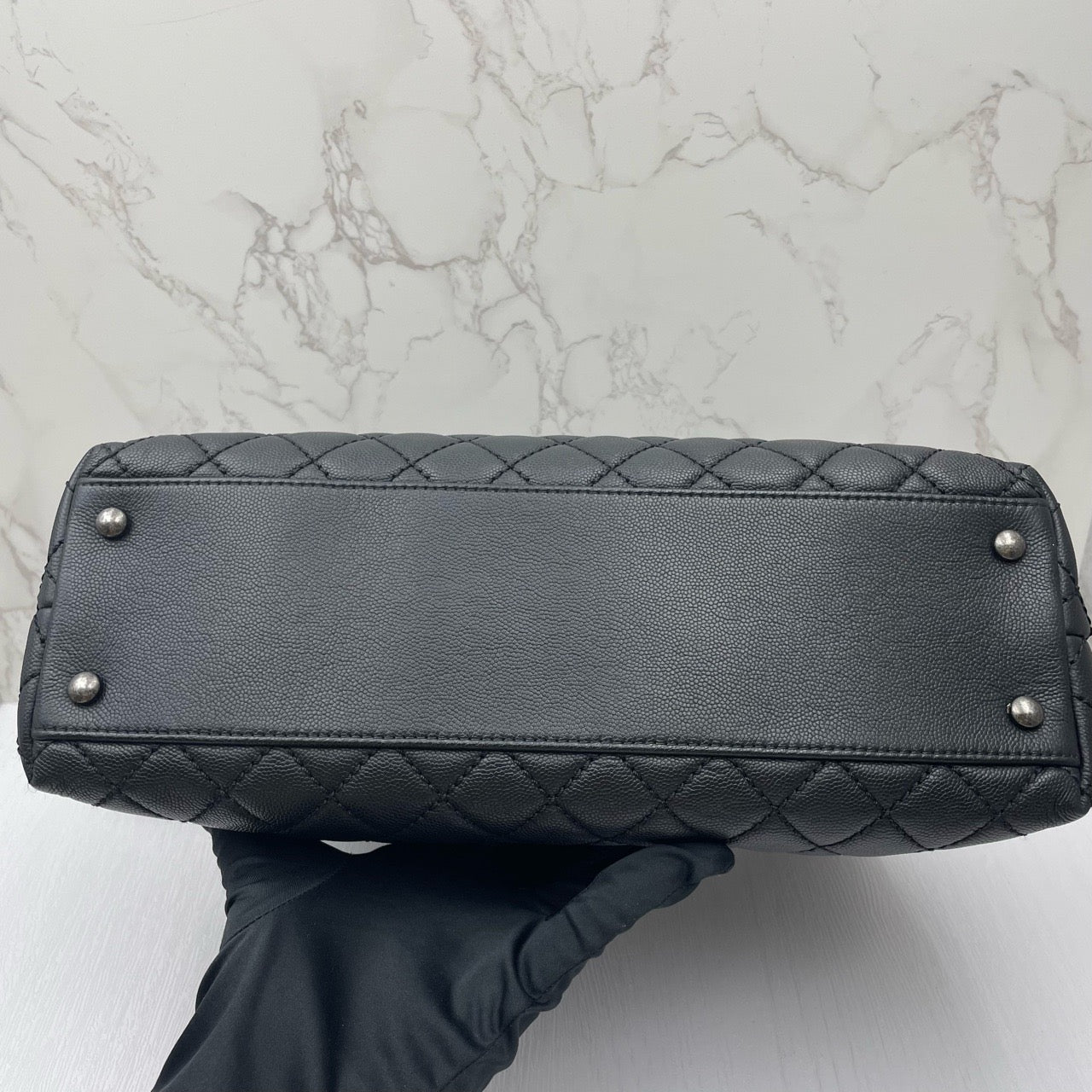 Pre-owned Chanel Coco Handle Large Black Caviar Leather w/ Gun Metal Hardware