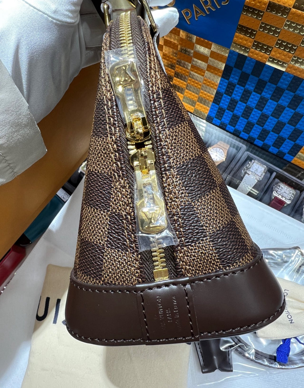 Подержанный LV Louis Vuitton Alma BB Damier Ebene S состояние