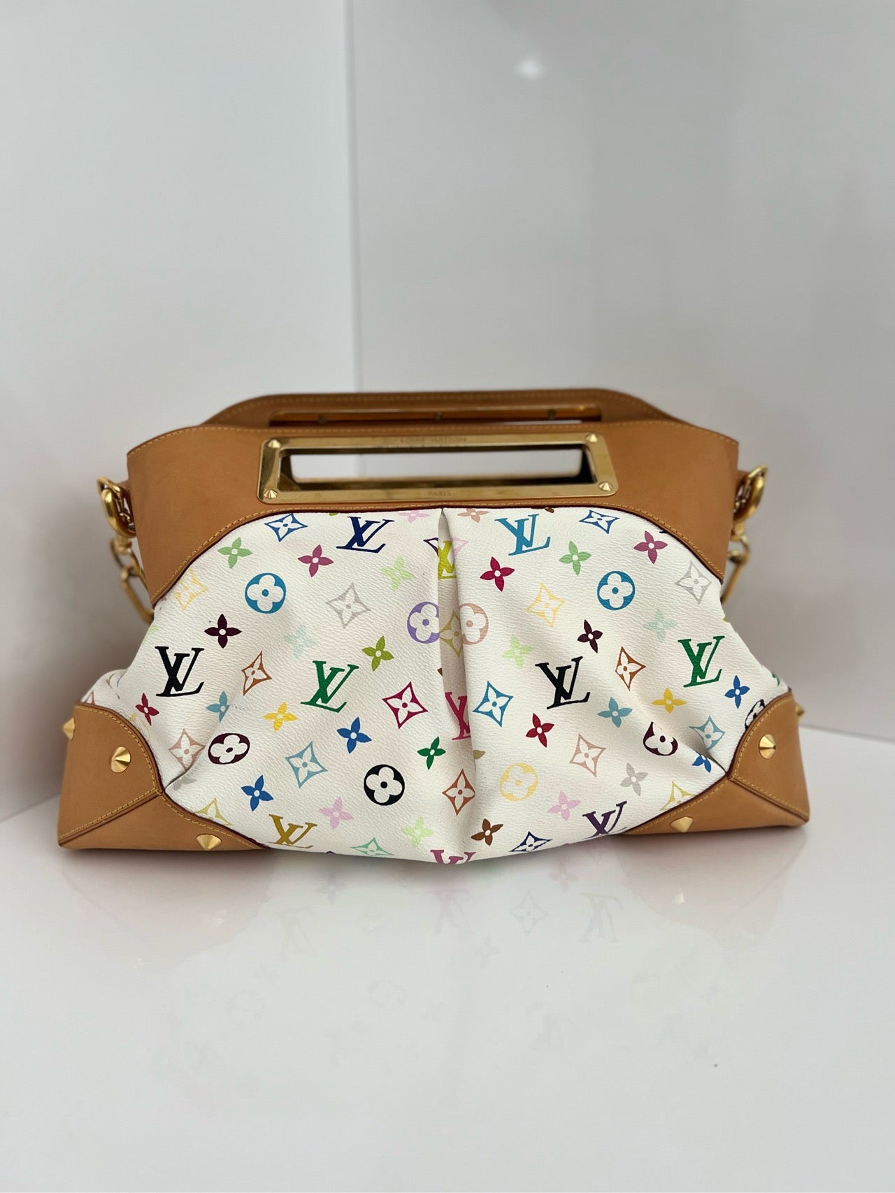 Подержанный LV Louis Vuitton Judy GM White Multicolore Murakami 