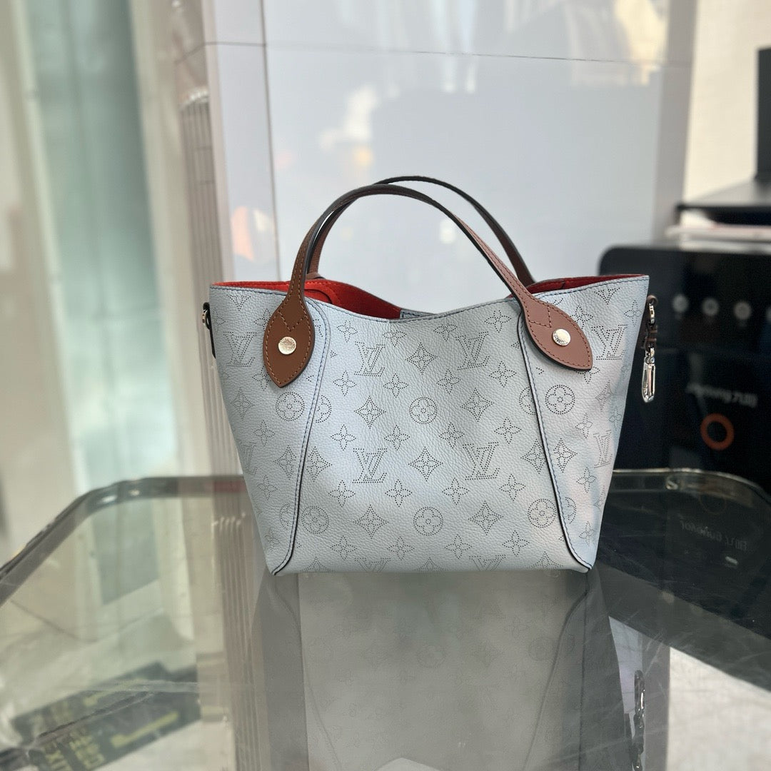 Pre-owned Louis Vuitton LV Hina Tote PM Sky Blue Mahina Leather, 2019, w/ strap, pouch, dust bag