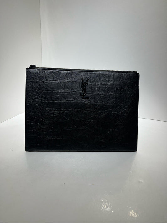 Черный клатч под крокодила YSL Saint Laurent Pre-owned