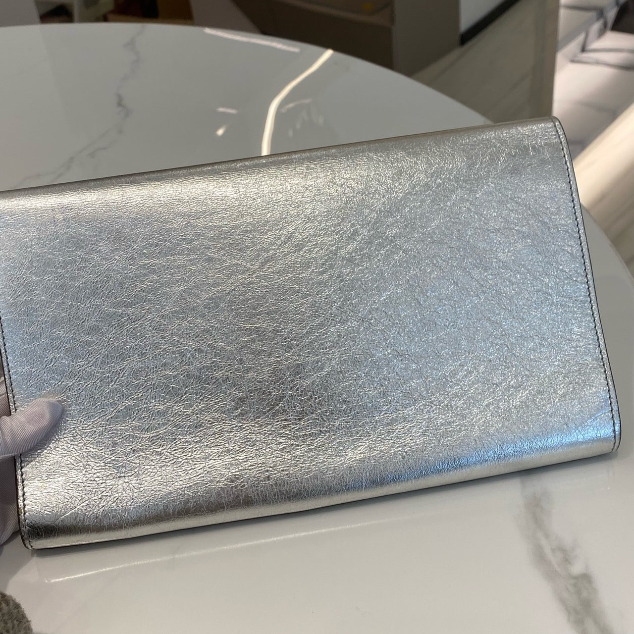 New Gems | Pre-owned YSL Saint Laurent Clutch Silver