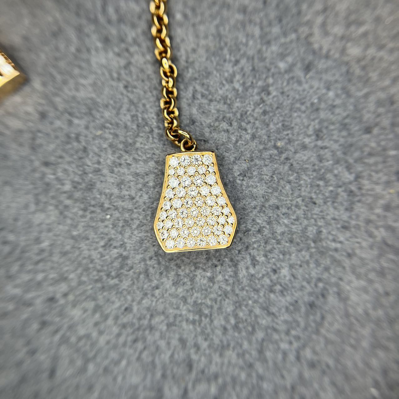 Pre-owned Hermes 18K Rose Gold Diamond Kelly Clochette Drop Earrings, w/ box, certificate