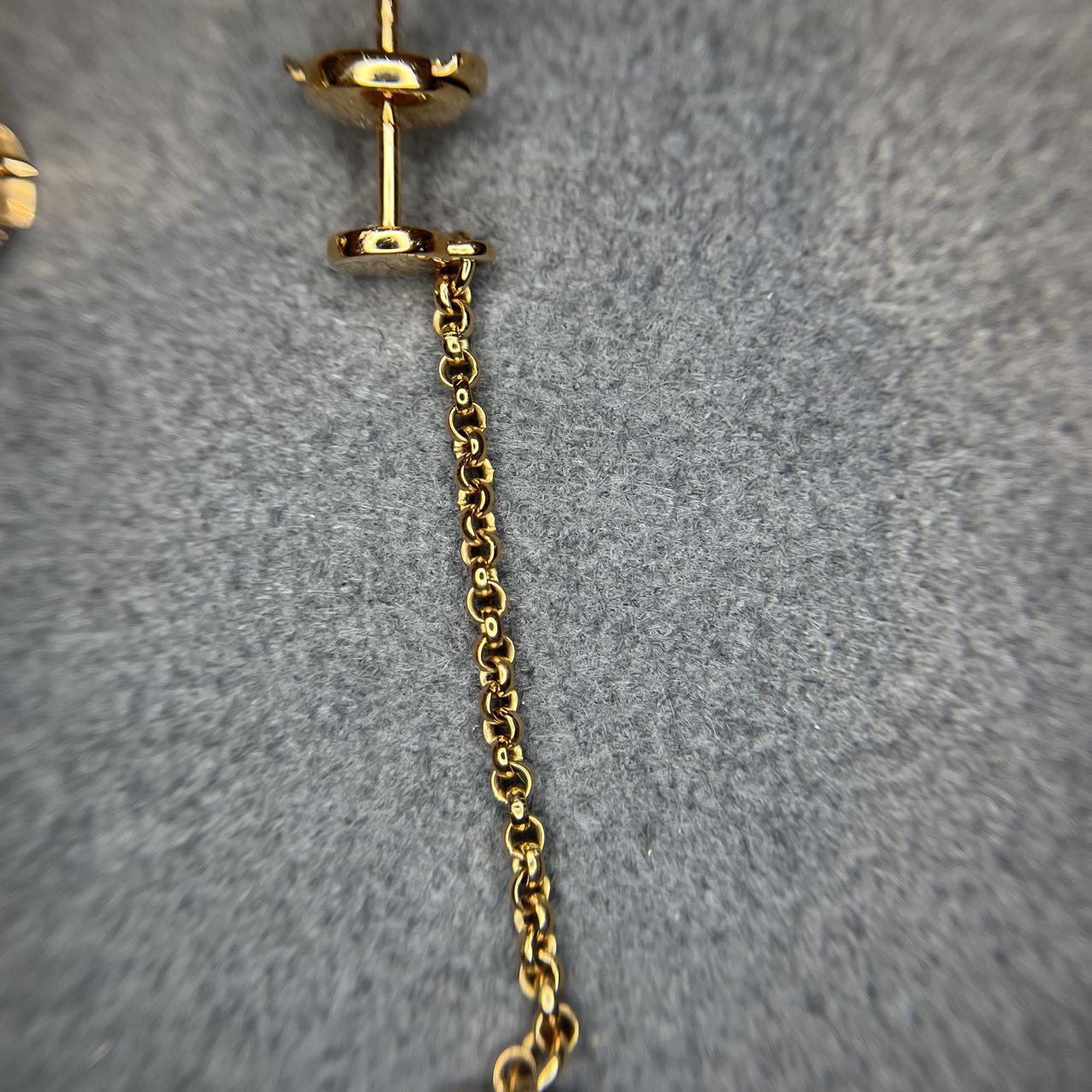 Pre-owned Hermes 18K Rose Gold Diamond Kelly Clochette Drop Earrings, w/ box, certificate