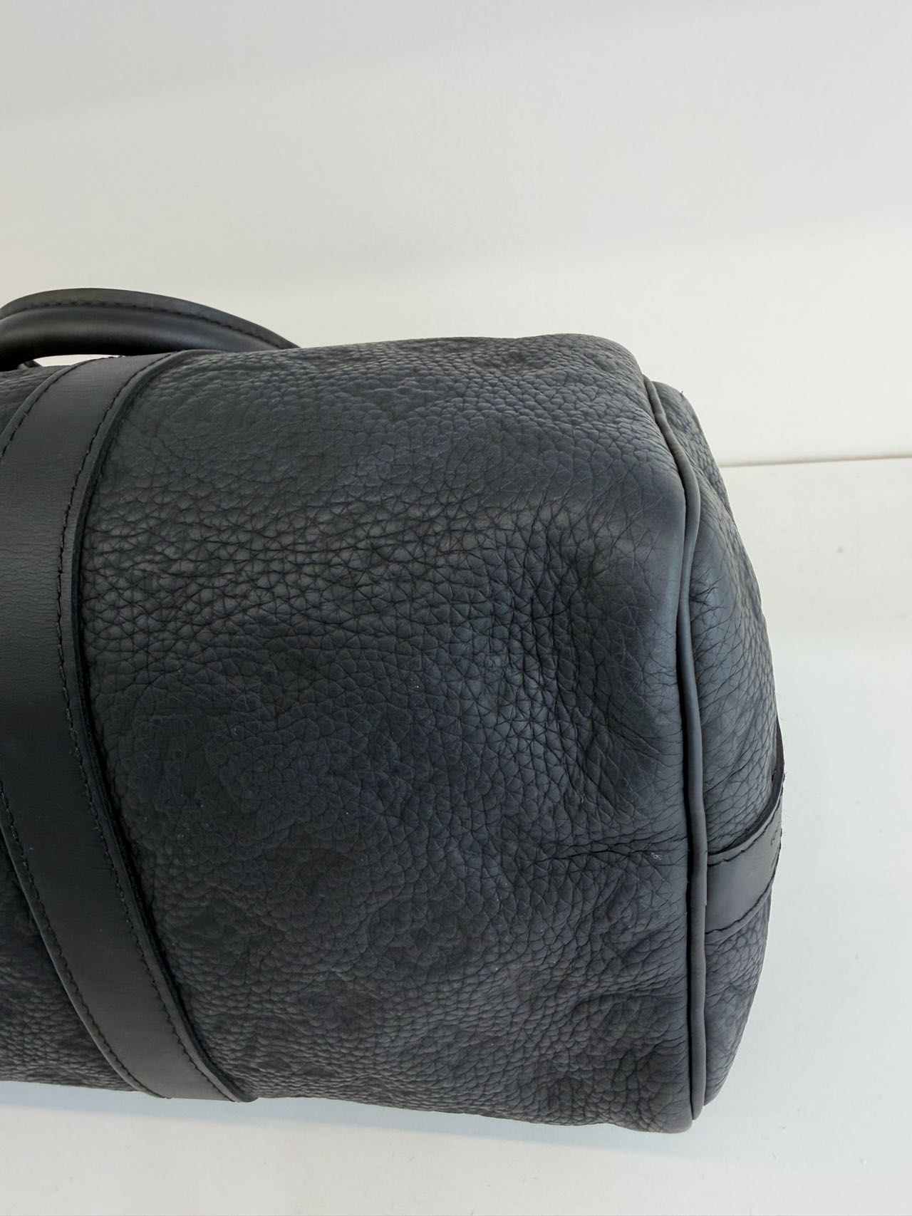 Pre-owned Certified LV Louis Vuitton Keepall 35 in Black Leather with Black Hardware, Microchipped, w/Strap