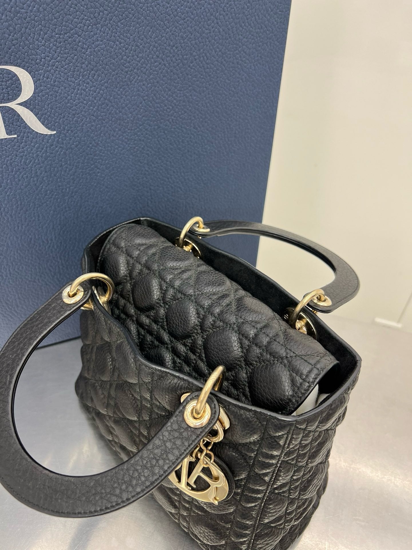 Pre-owned Medium Lady Dior Black Calfskin Cannage 5-grid with Golden hardware