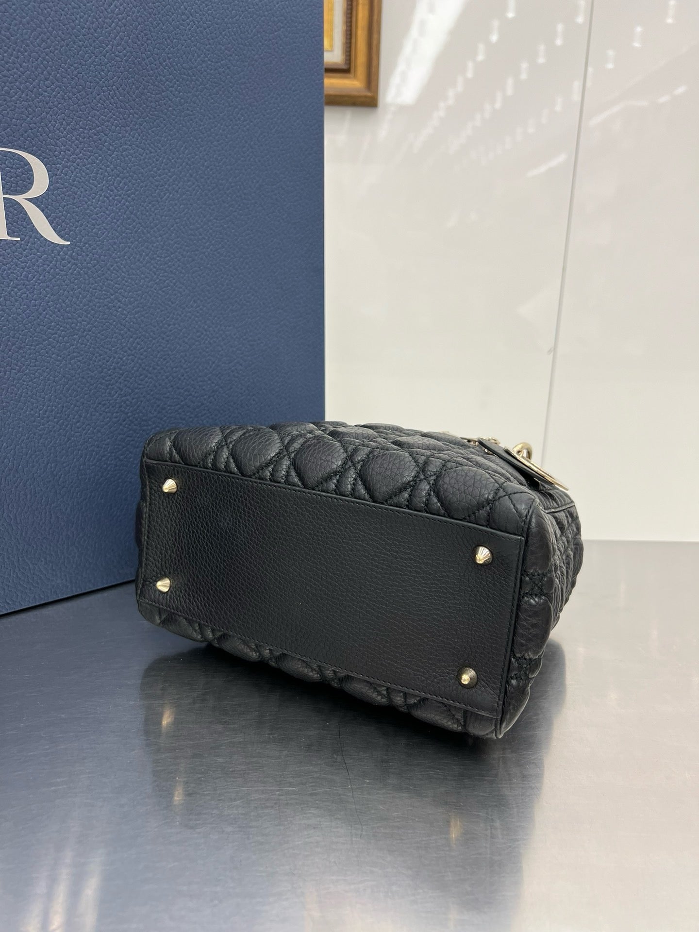 Pre-owned Medium Lady Dior Black Calfskin Cannage 5-grid with Golden hardware