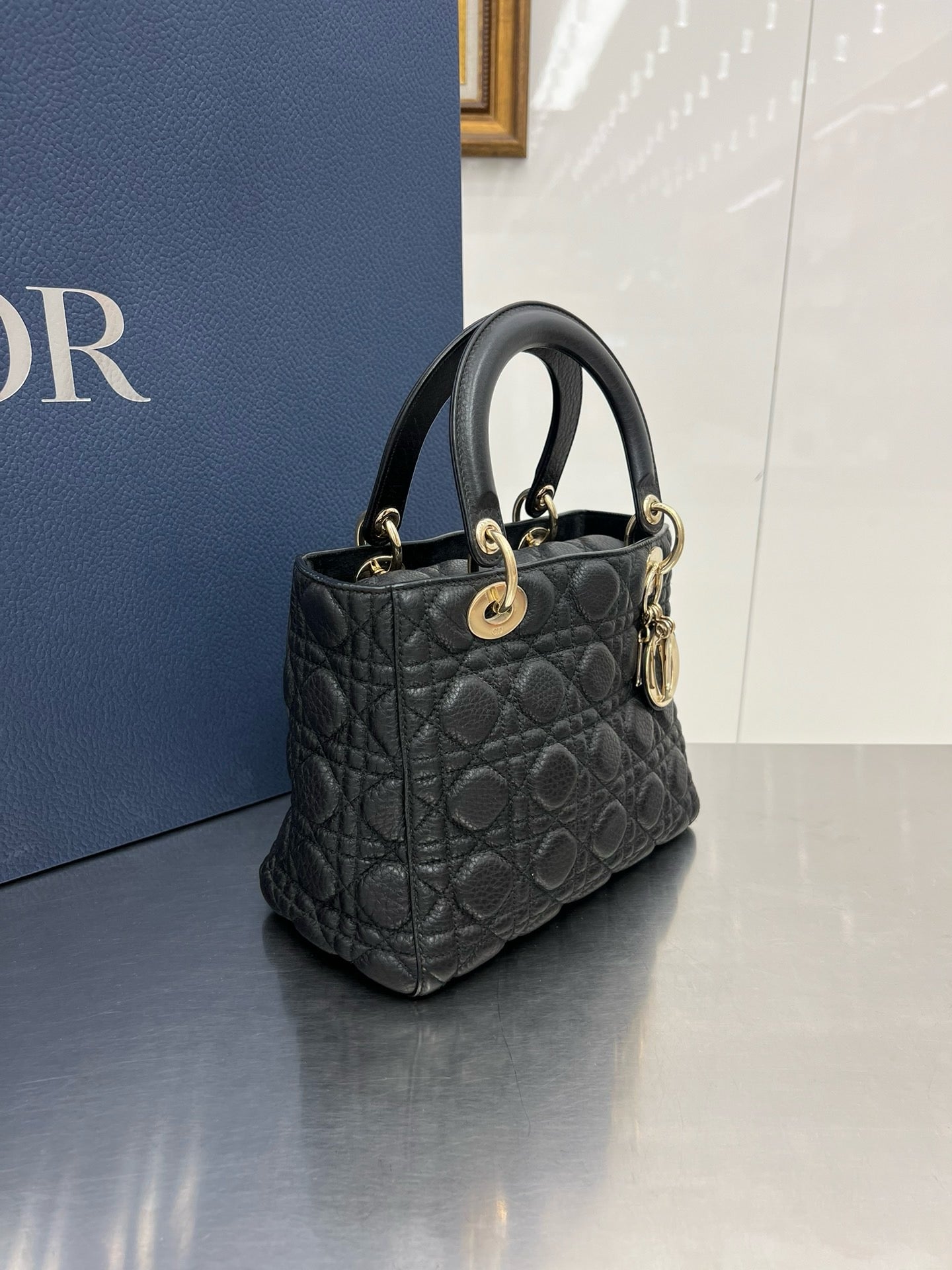 Pre-owned Medium Lady Dior Black Calfskin Cannage 5-grid with Golden hardware