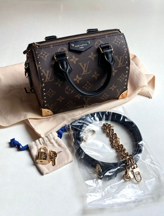 Pre-owned Certified Louis Vuitton LV Special Edition Speedy 20 Trunk Monogram Reverse with Golden Hardware, Not Used, w/ dust bag, strap, lock & key