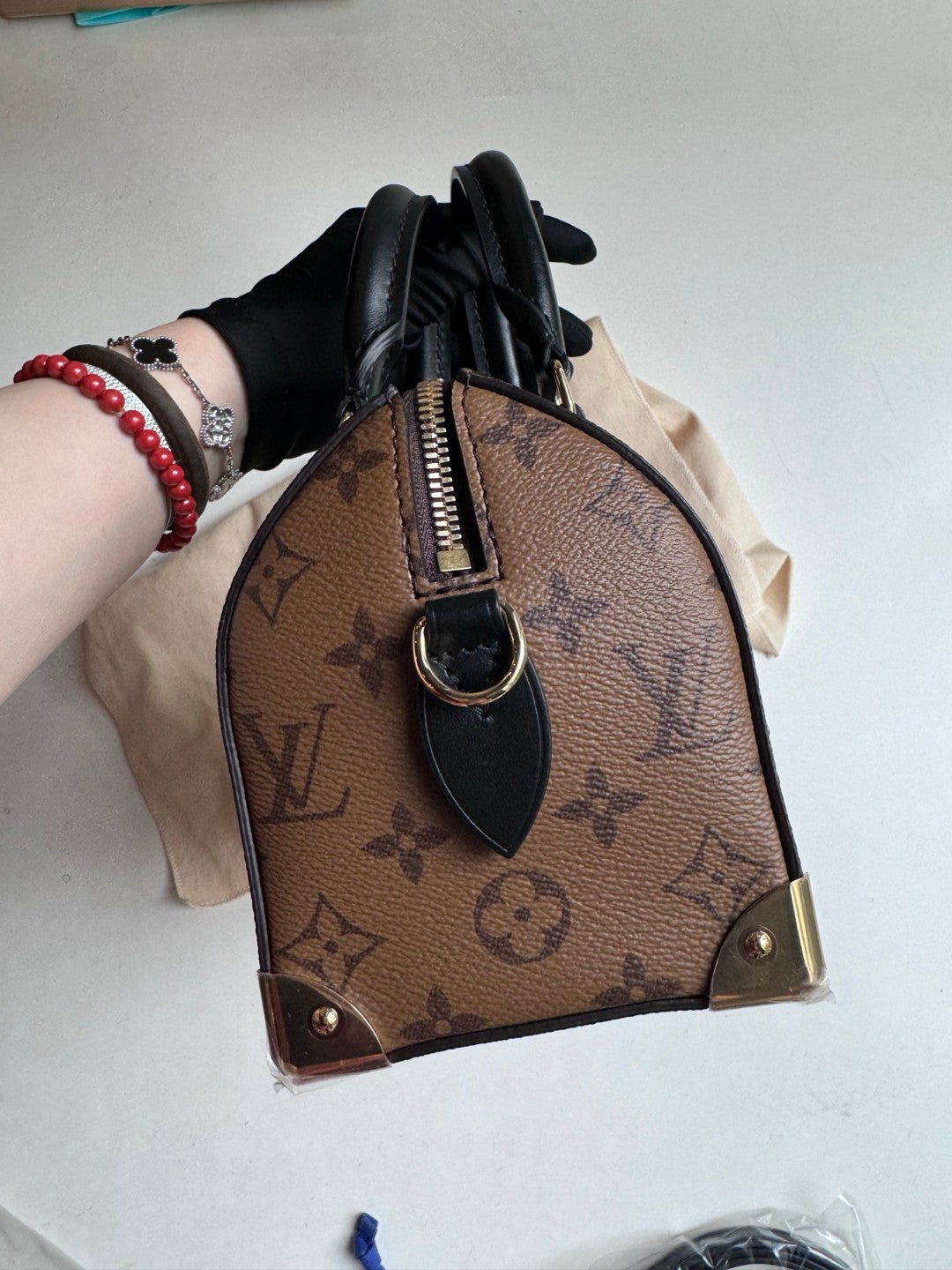 Pre-owned Certified Louis Vuitton LV Special Edition Speedy 20 Trunk Monogram Reverse with Golden Hardware, Not Used, w/ dust bag, strap, lock & key