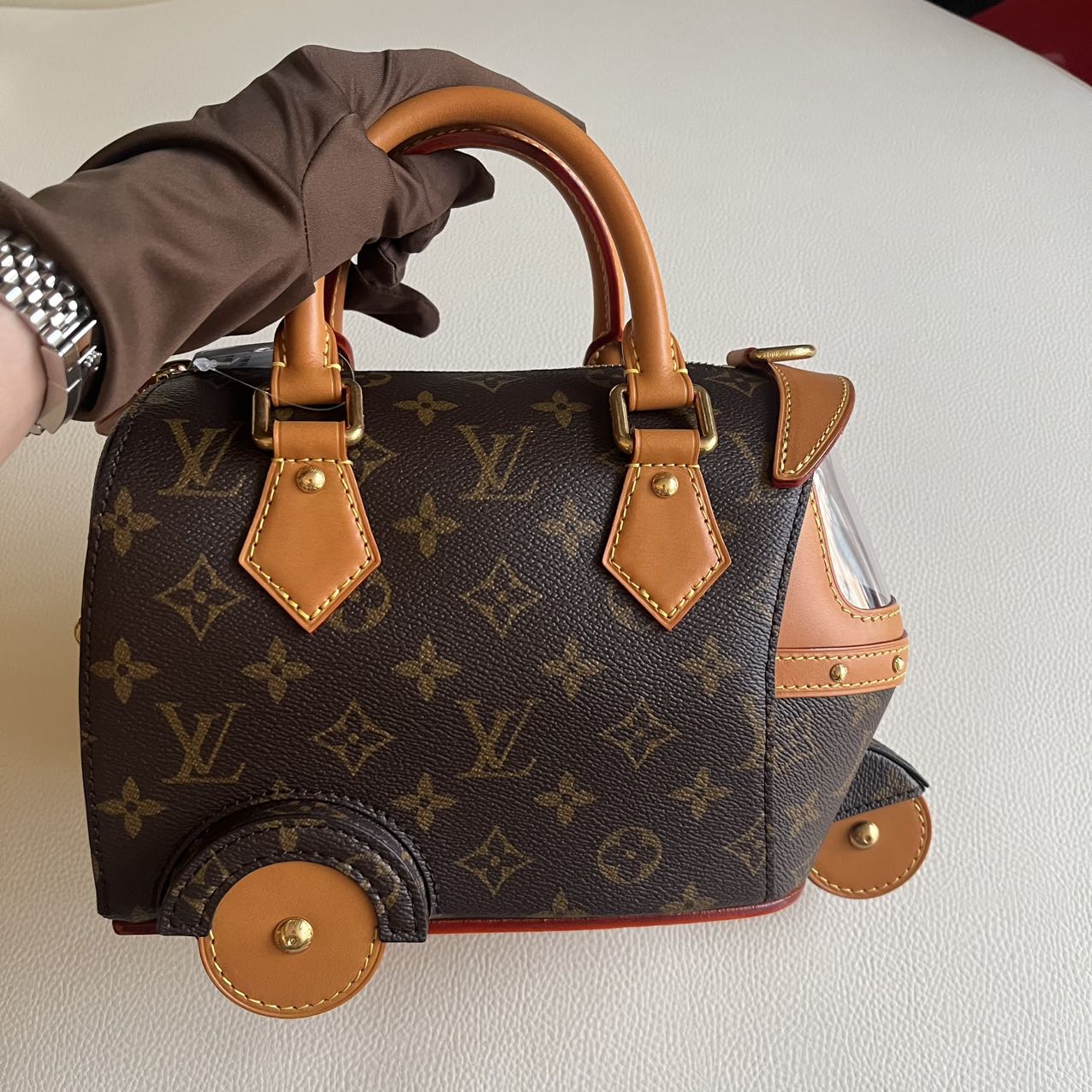 Pre-owned Certified Louis Vuitton SS26 Auto Rickshaw Handbag, 2026 Microchipped, w/ dust bag, lock&key in clochette, strap