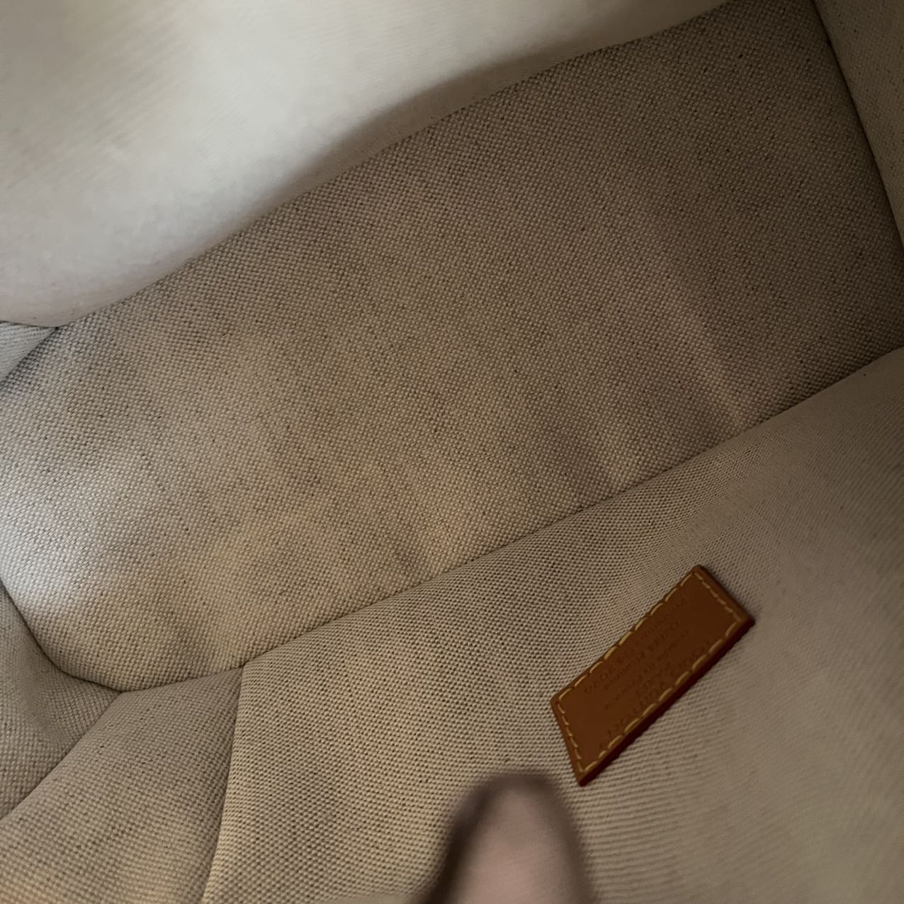 Pre-owned Certified Louis Vuitton SS26 Auto Rickshaw Handbag, 2026 Microchipped, w/ dust bag, lock&key in clochette, strap