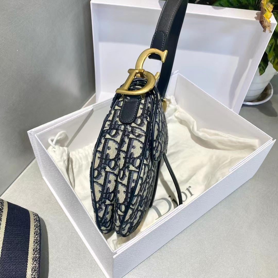 Pre-owned Dior Saddle Medium Blue Oblique Canvas Golden Hardware, 2019, Full Set with the Dior Strap