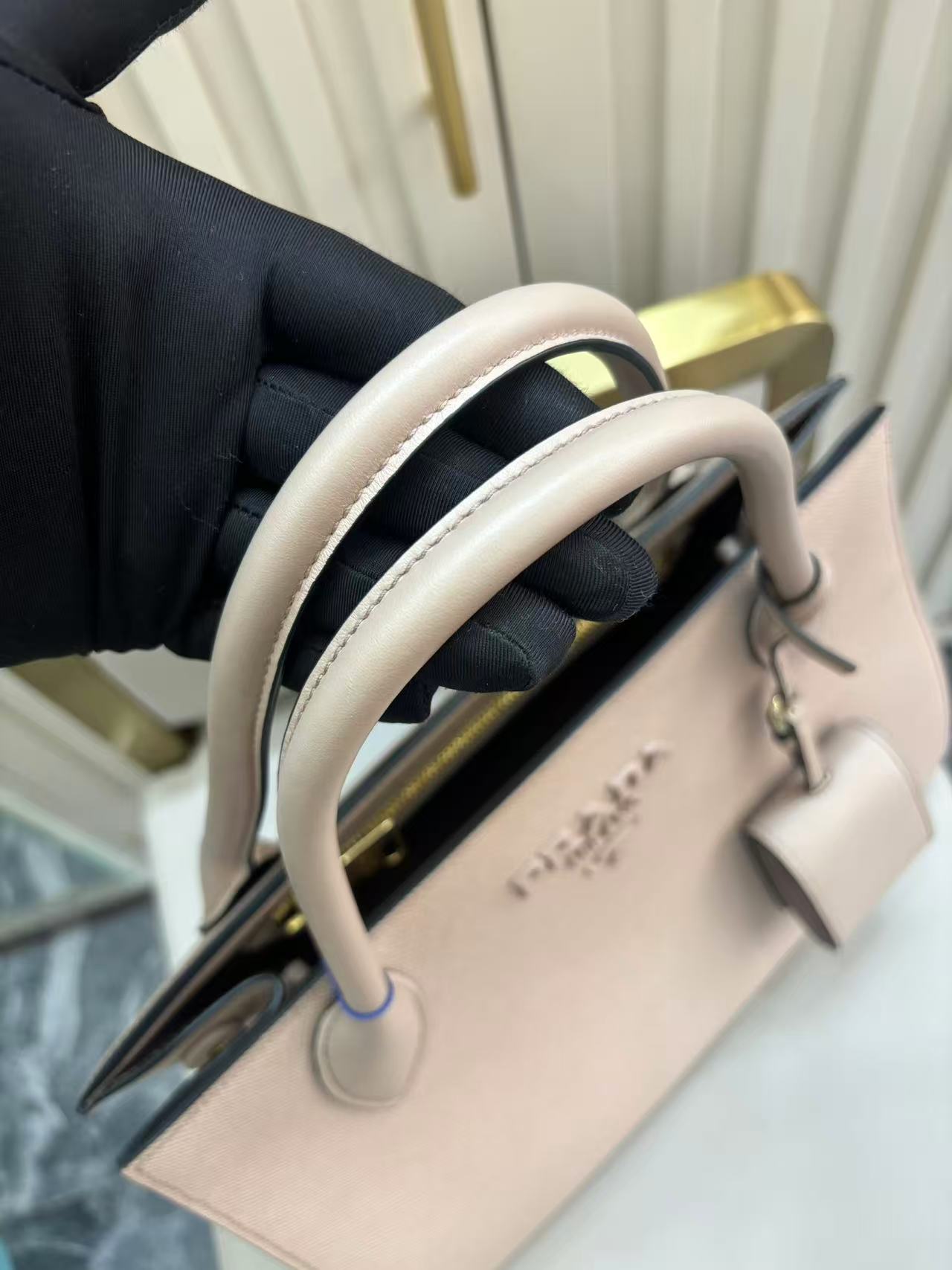 Pre-owned Certified Prada Monochrome Tote Nude Pink Saffiano Leather, w/ dust bag, strap