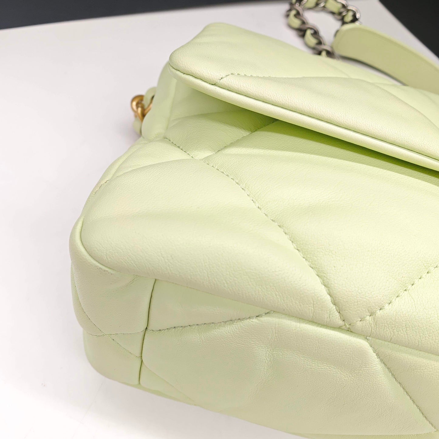 Pre-owned Certified Chanel 19Bag Small Light Green 22C Lambskin Golden Hardware, 2022 Microchipped