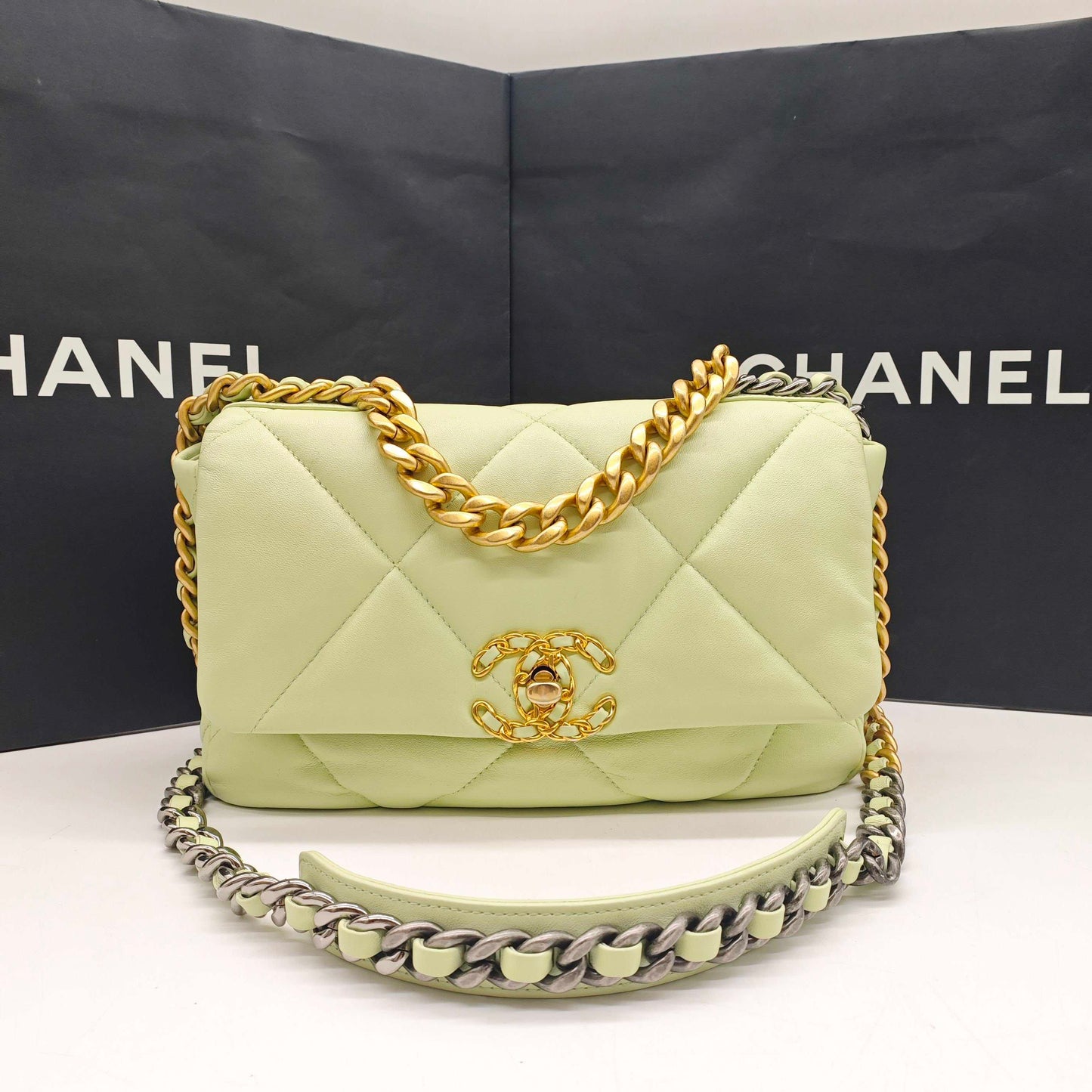 Pre-owned Certified Chanel 19Bag Small Light Green 22C Lambskin Golden Hardware, 2022 Microchipped