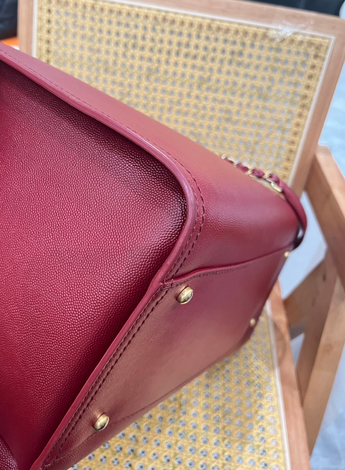 Pre-owned Certified Chanel Deauville Tote GM Burgundy Caviar Leather with Golden Hardware, 2019, w/ dust bag