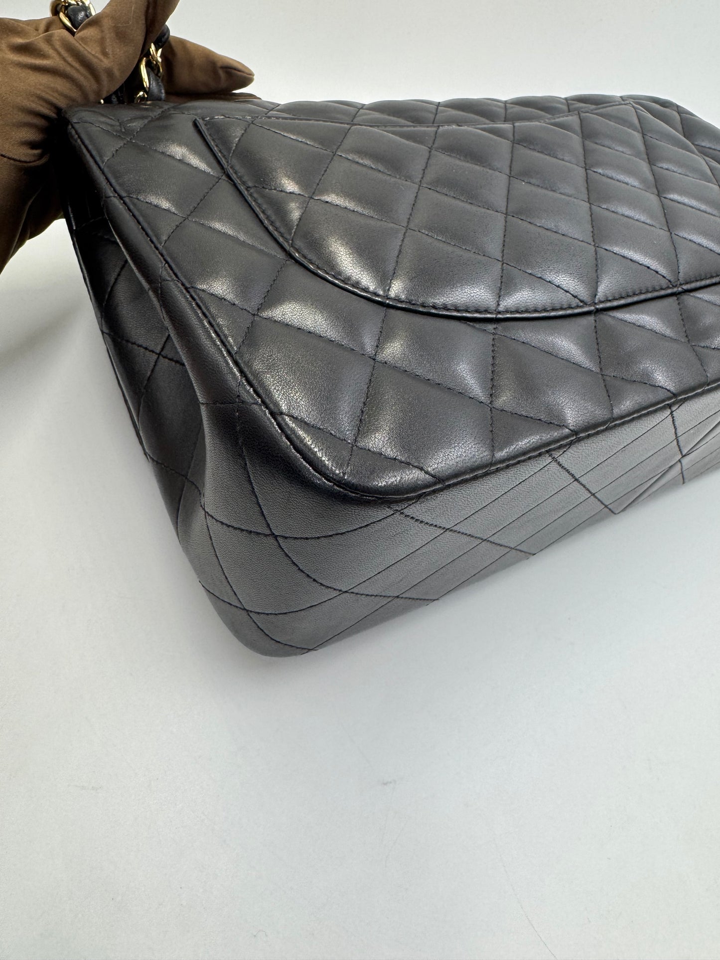 Pre-owned Certified Chanel Jumbo CF Double Flap in Black Lambskin with Golden Hardware, 2014, w/ Full Set