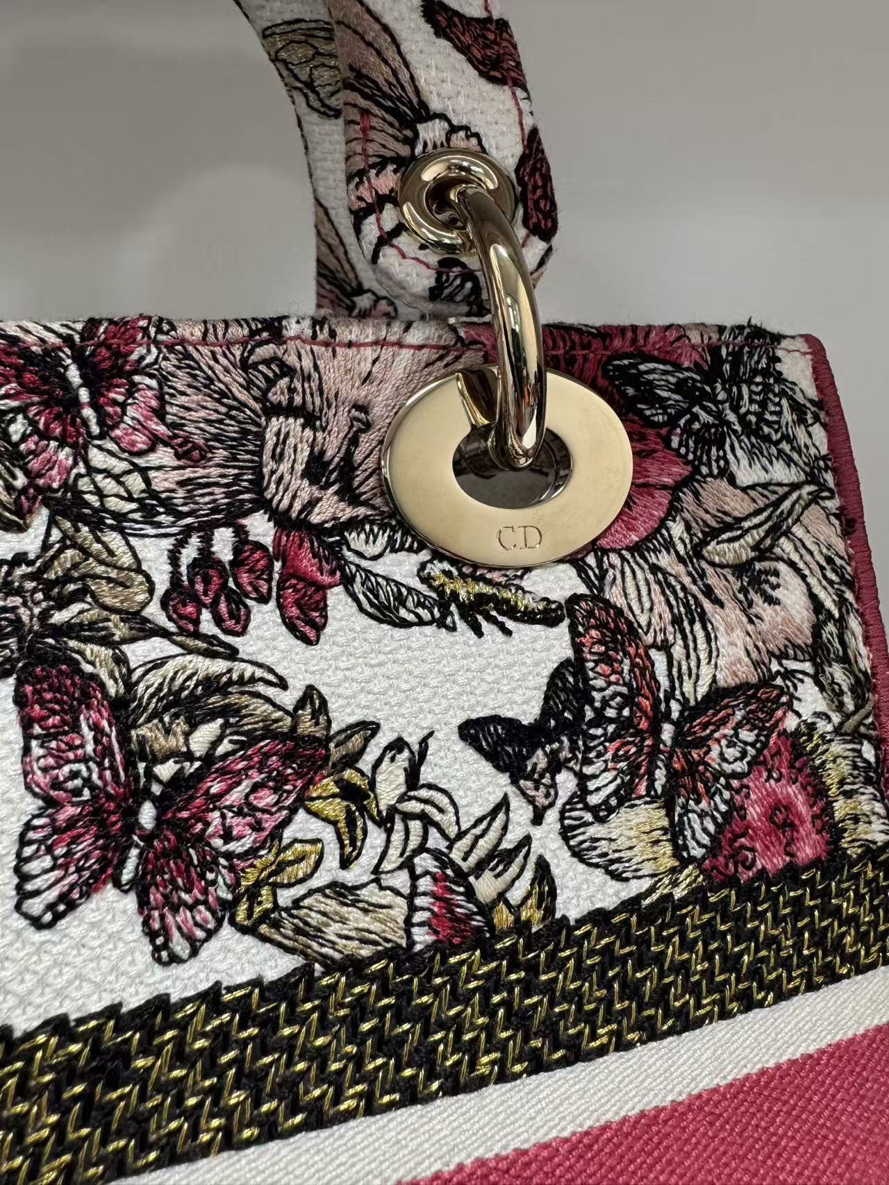 Pre-owned Certified Dior Lady D-Lite Medium Butterfly Floral Embroidered Canvas with Light Golden Hardware, 2021, w/ dust bag, strap