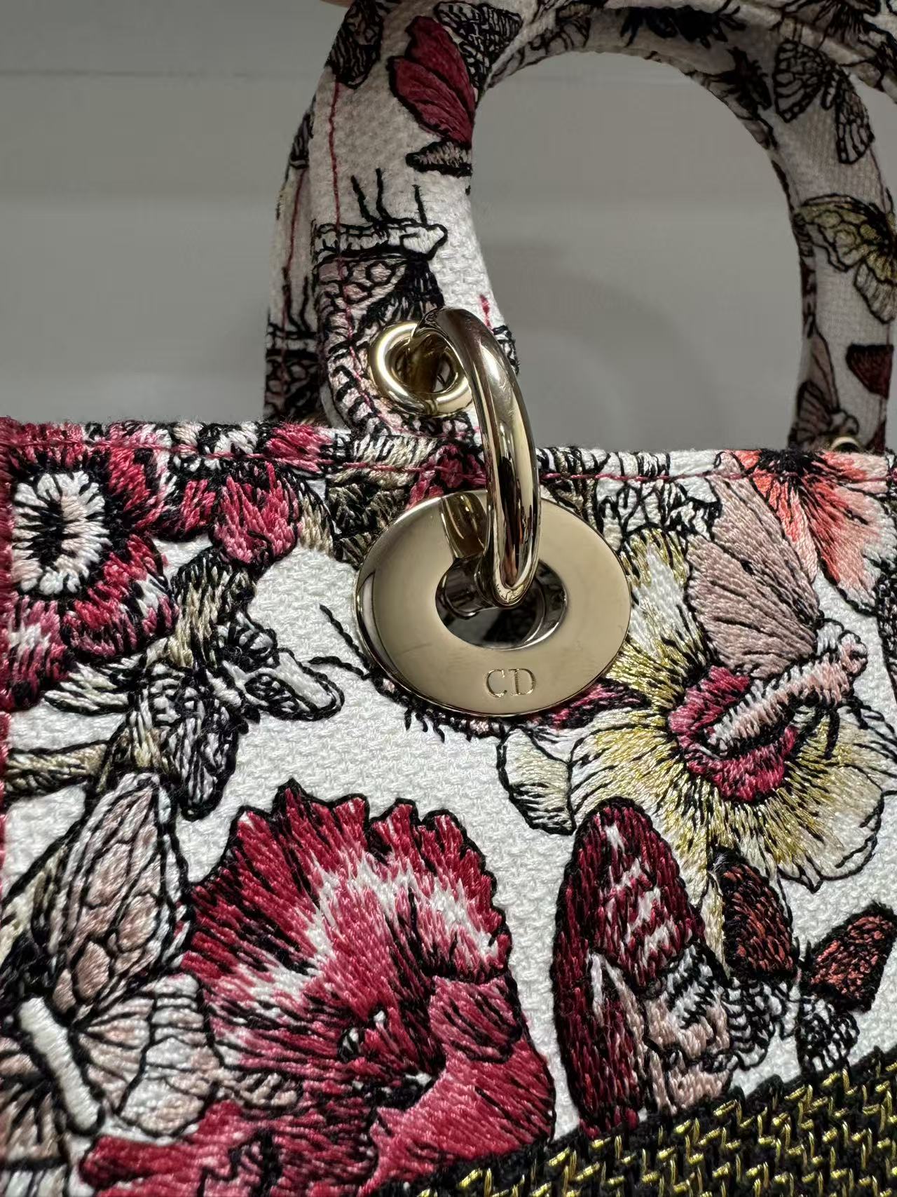 Pre-owned Certified Dior Lady D-Lite Medium Butterfly Floral Embroidered Canvas with Light Golden Hardware, 2021, w/ dust bag, strap