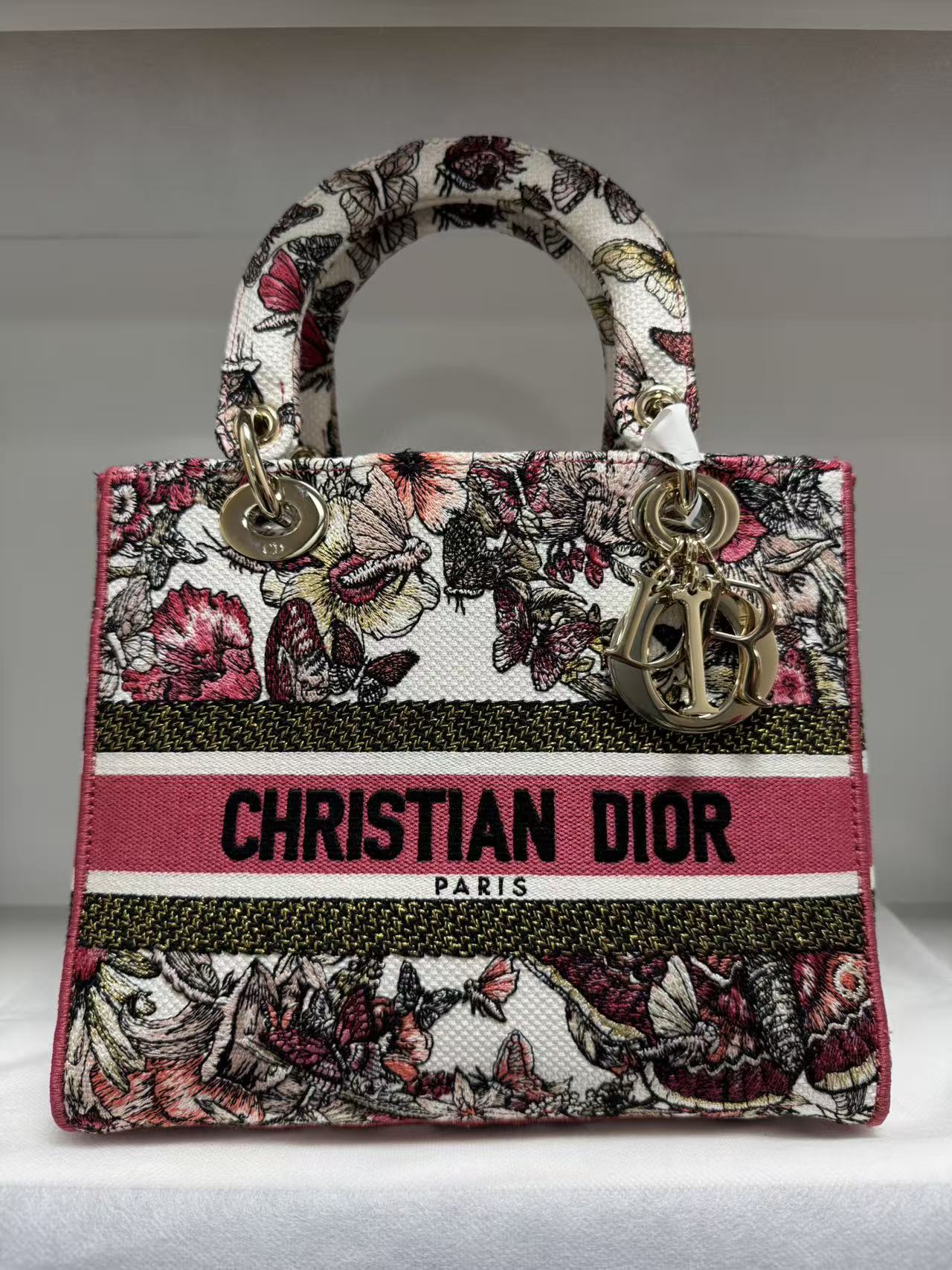 Pre-owned Certified Dior Lady D-Lite Medium Butterfly Floral Embroidered Canvas with Light Golden Hardware, 2021, w/ dust bag, strap