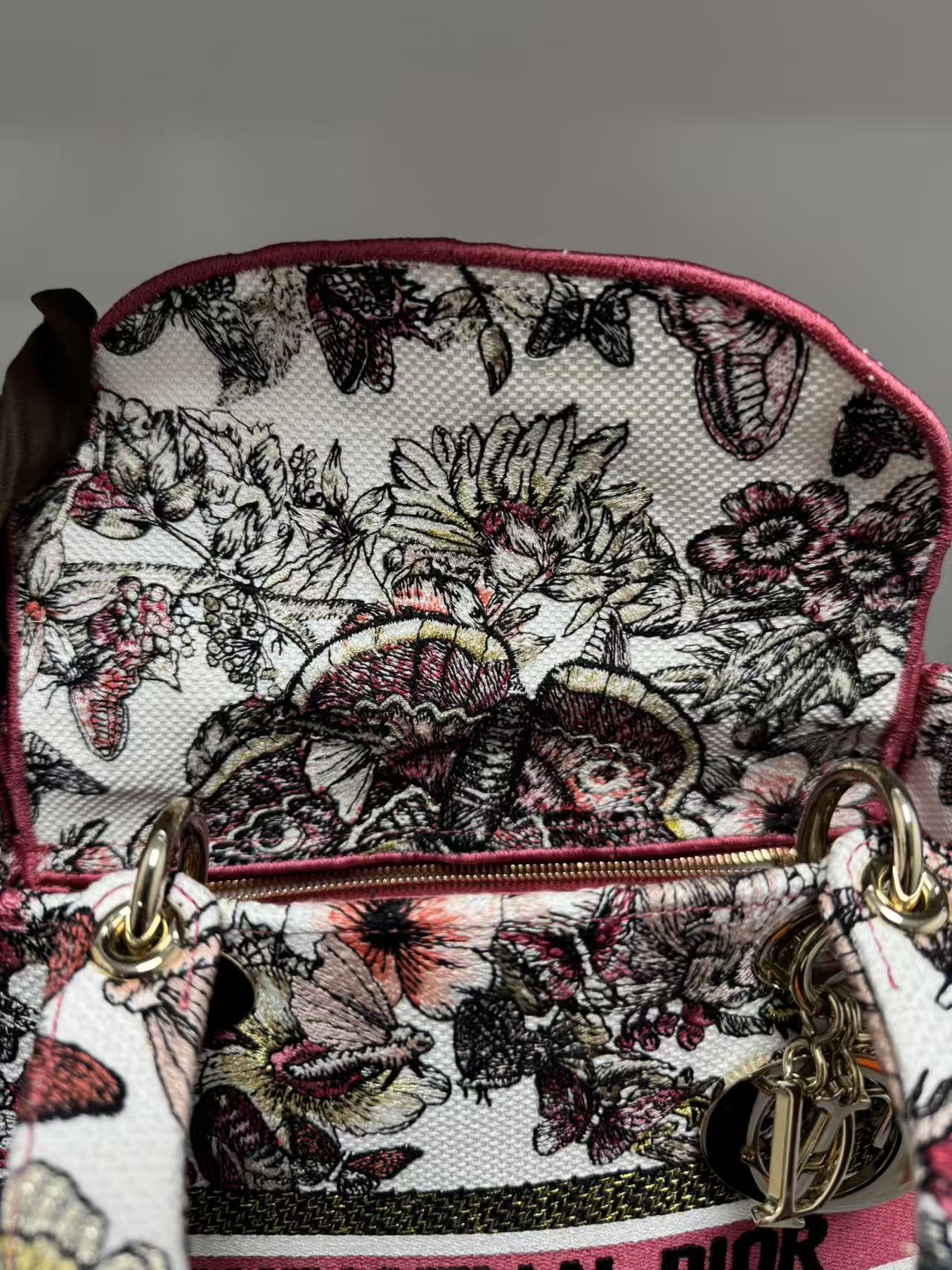 Pre-owned Certified Dior Lady D-Lite Medium Butterfly Floral Embroidered Canvas with Light Golden Hardware, 2021, w/ dust bag, strap