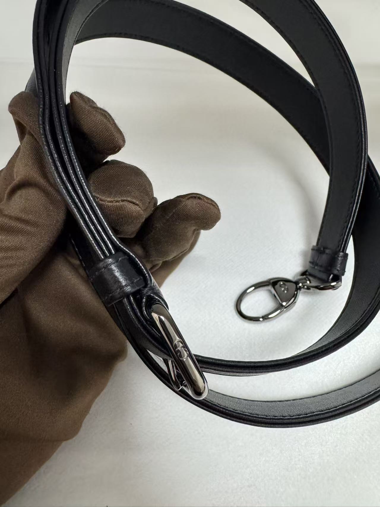 Pre-owned Certified Dior Medium Lady Dior Black Cannage Quilted Lambskin with Shiny Black Hardware, 2022, w/ Dior dust bag, leather strap