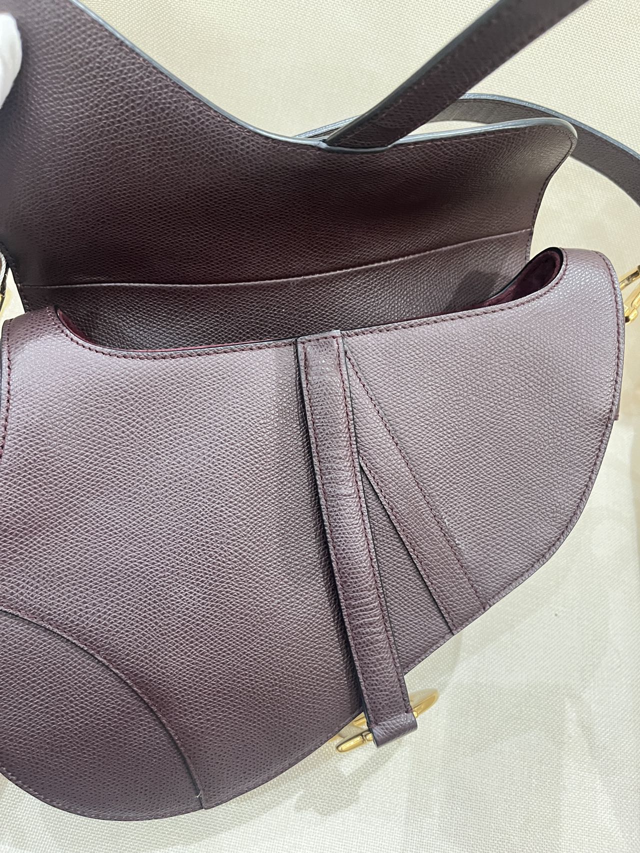 Pre-owned Certified Dior Saddle in Burgundy Brown Grained Calfskin with Golden Hardware, 2018, w/ dust bag, Dior canvas strap