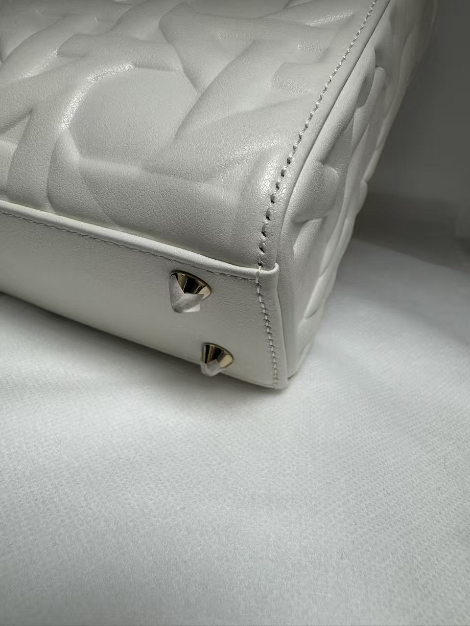 Pre-owned Certified Dior Small Lady Dior Cream White Lambskin Cannage with Light Golden Hardware, 2024, w/ full set