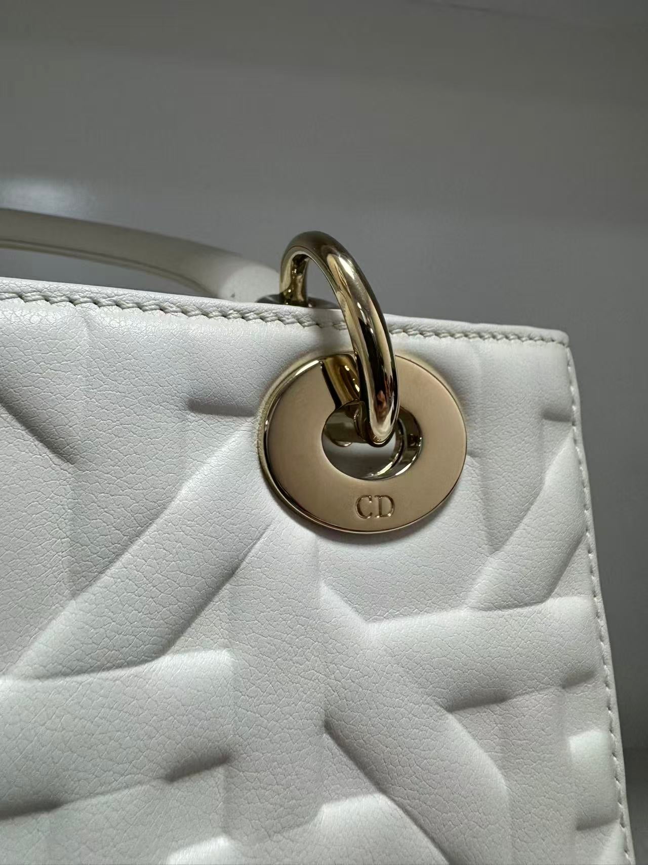 Pre-owned Certified Dior Small Lady Dior Cream White Lambskin Cannage with Light Golden Hardware, 2024, w/ full set