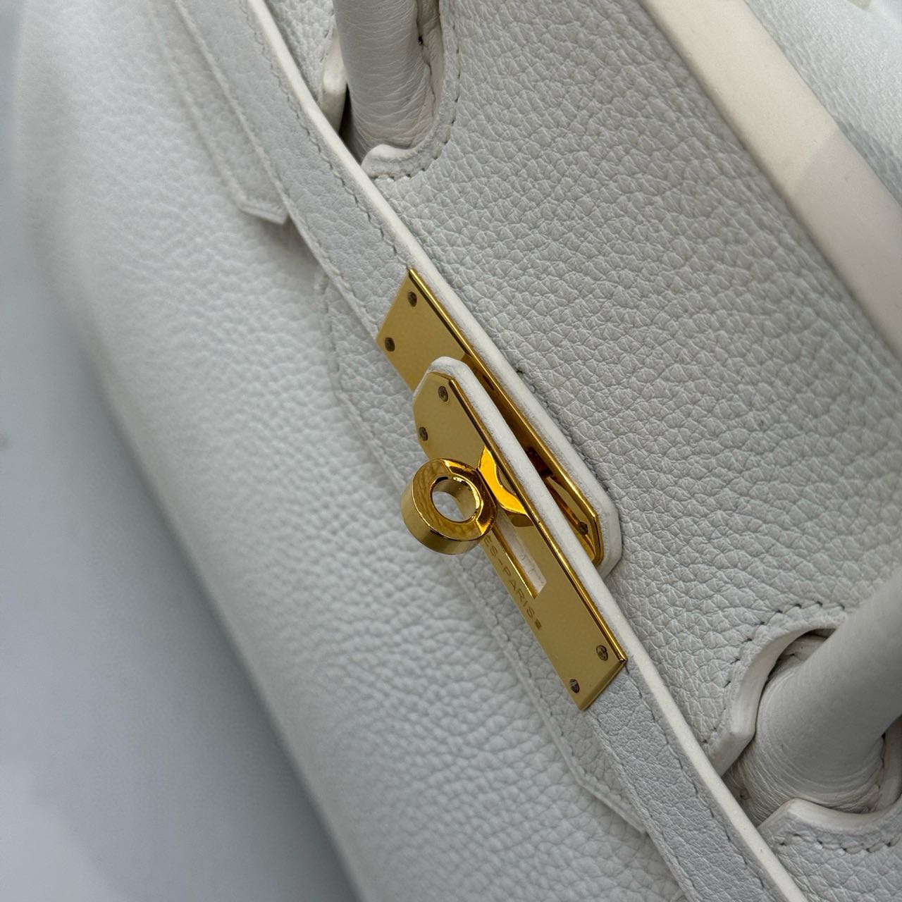 Pre-owned Certified Hermes Birkin 35 in Blanc Togo Leather with Golden Hardware, 2011, w/ lock & key, dust bag