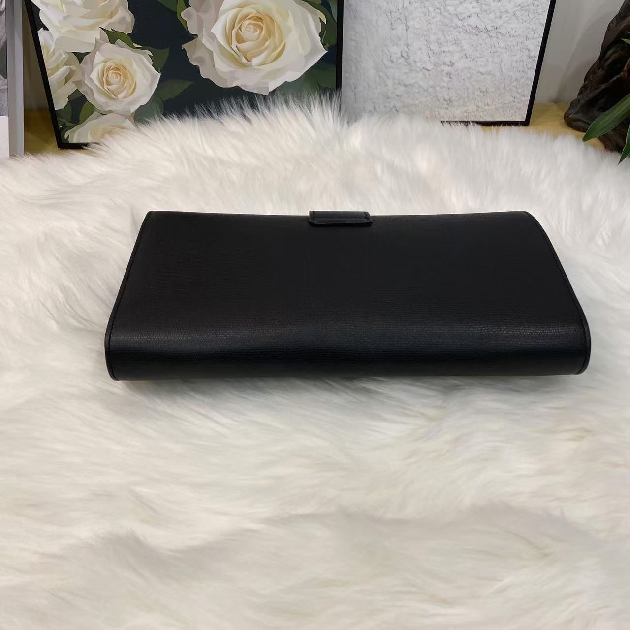 Pre-owned Certified YSL Saint Laurent Clutch in Black Calfskin with Golden Hardware, w/ dust bag