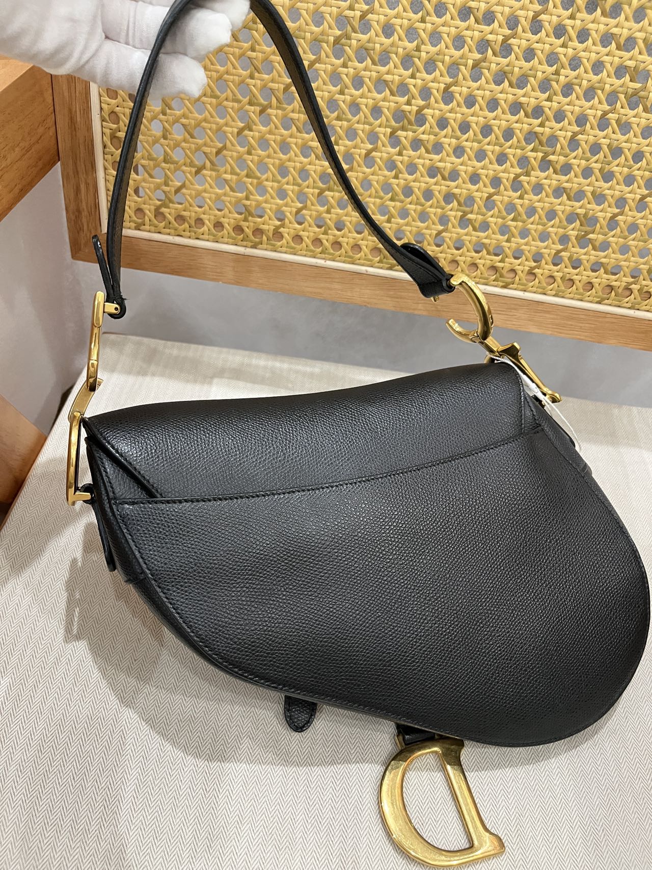 Pre-owned Certified Dior Saddle in Black Grained Calfskin with Golden Hardware, 2018, w/ Dior canvas strap, dust bag