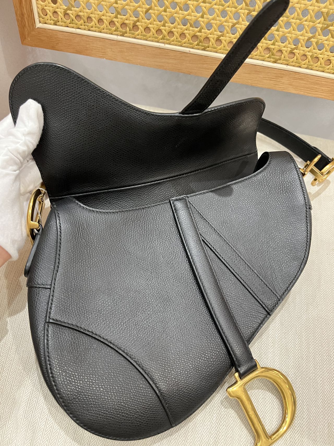 Pre-owned Certified Dior Saddle in Black Grained Calfskin with Golden Hardware, 2018, w/ Dior canvas strap, dust bag