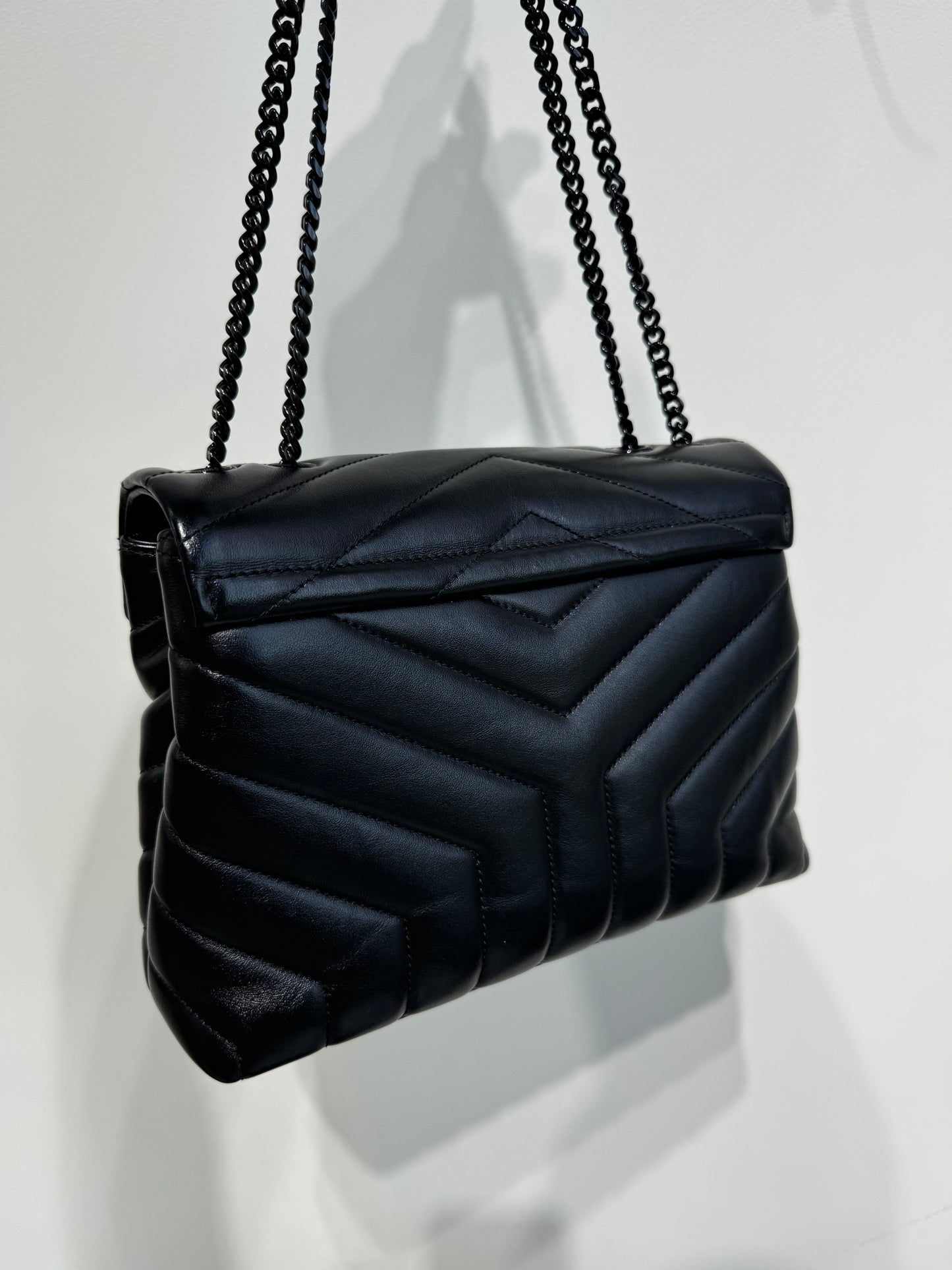 Pre-owned YSL Saint Laurent Loulou Puffer So Black in Calfskin Small, Like New, w/ dust bag, card