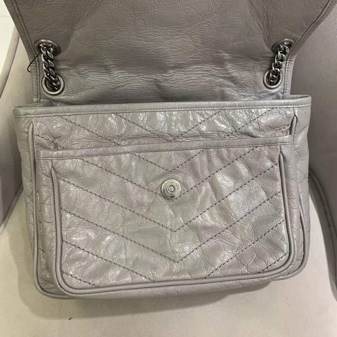 Pre-owned Certified YSL Saint Laurent Niki Medium in Grey Aged Waxy Calfskin with Silver Hardware, w/ dust bag