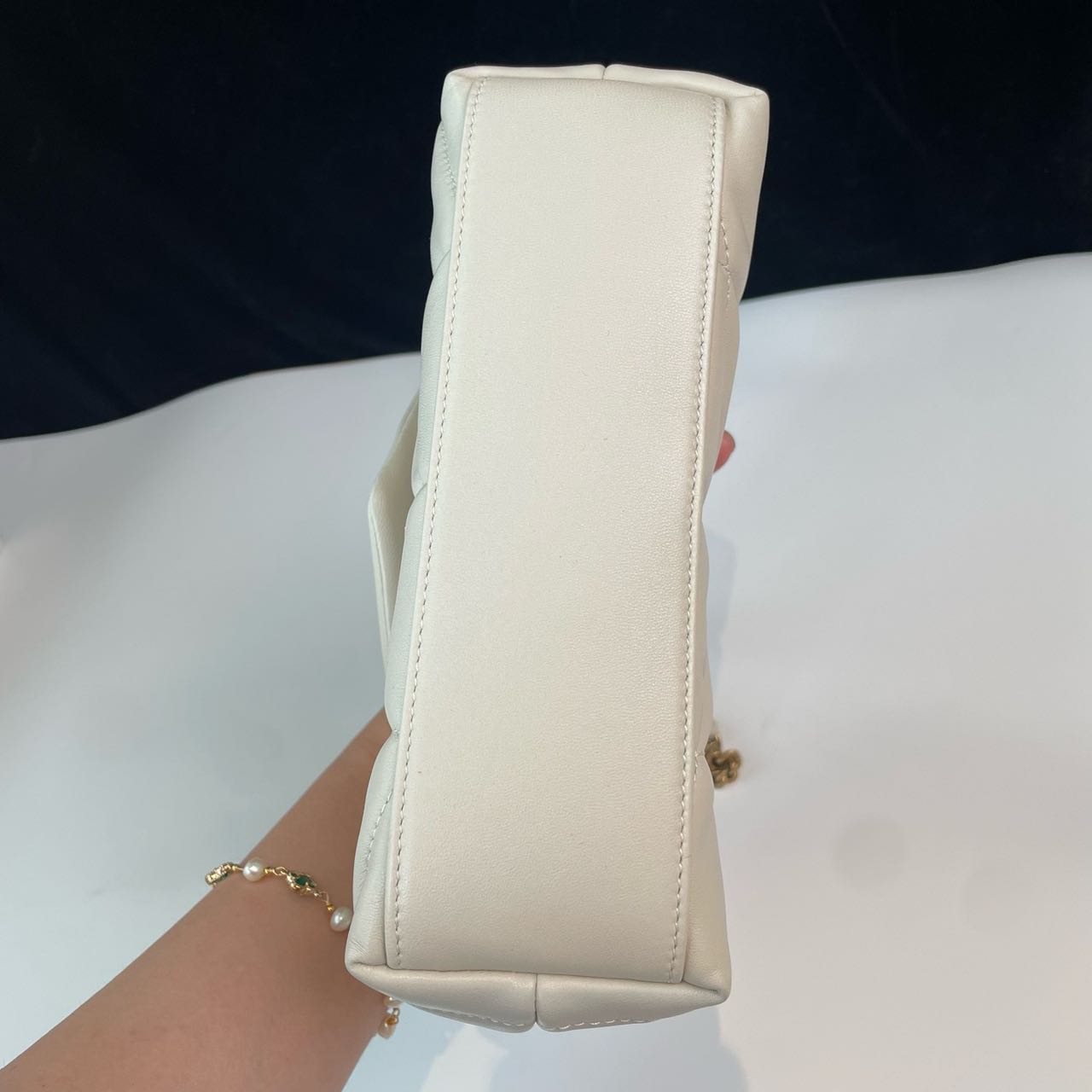 Pre-owned Certified YSL Saint Laurent Toy Puffer in White Lambskin with Golden Hardware, 2024, w/ dust bag