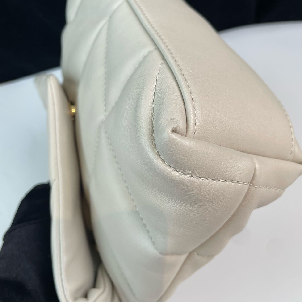 Pre-owned Certified YSL Saint Laurent Toy Puffer in White Lambskin with Golden Hardware, 2024, w/ dust bag