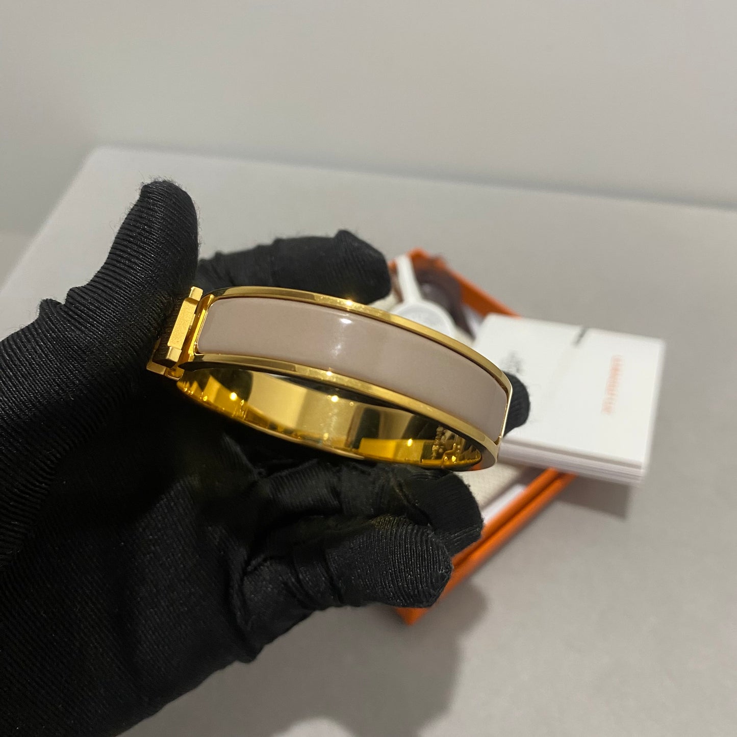 Pre-owned Hermes Clic H Bracelet Marrón Glace